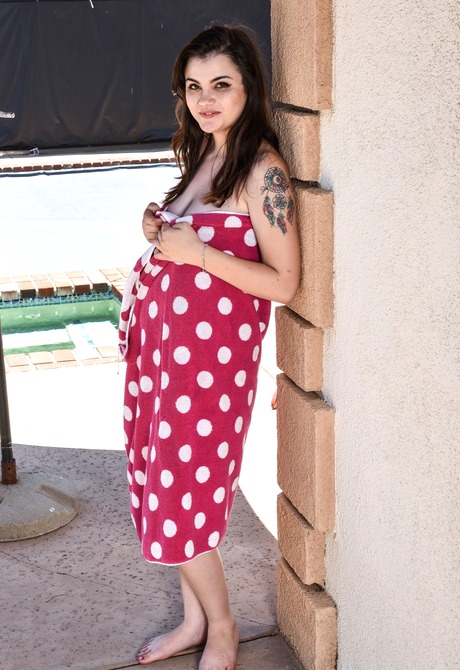 Chubby teen Blake lets you see her plump tits and bald pussy - 2 of 16