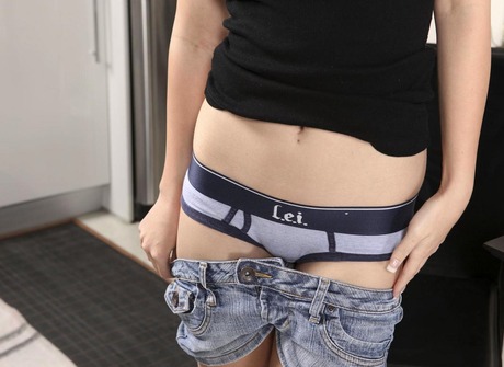 Cute coed Hayden gets naked to show off her hot shaved pussy - 6 of 15