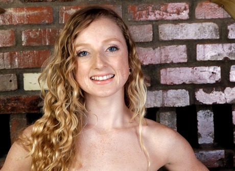 Willow Lynn - 2 of 16