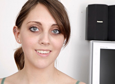 Nickey Huntsman - 2 of 16