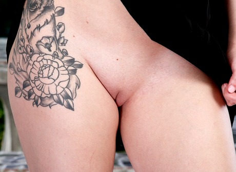 Mischievous redhead teen Scarlett strips and teases outdoors - 3 of 16