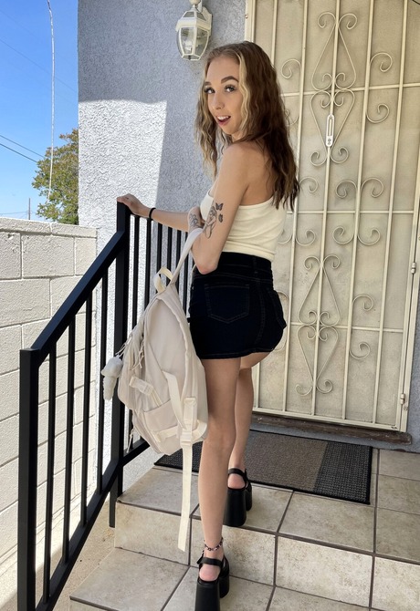 Breezy Bri loves getting naked flauting her thin figure and pink pussy - 2 of 16