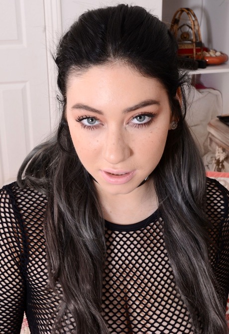 Amilia Onyx by JS Photography