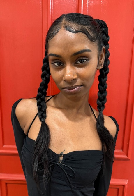 Indian babe Fae Love poses in white stockings while spreading juicy pussy lips - 2 of 16