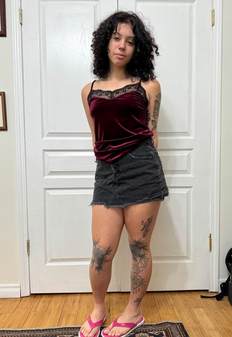 Tattooed Nicole Luva loves to spread legs and nice ass cheeks for everyone to see