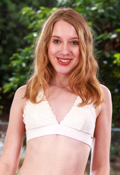 Slim hairy teen Kallie Taylor playfully sharing unshaved pussy - 2 of 16